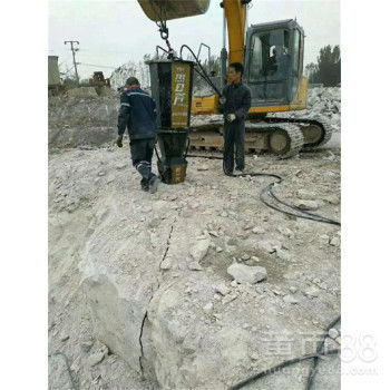 矿山劈裂机在石材加工与岩石开采中的重要作用
