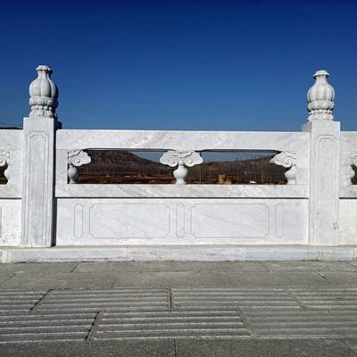 2021年草白玉栏杆定制 源头工厂的专业石材加工与安装服务