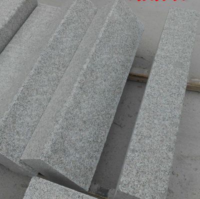 芝麻灰花岗岩侧石价格及加工指南